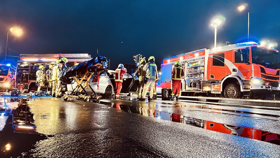 Schweres Gerät des Technischen Dienstes im Einsatz