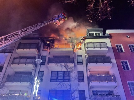 Wohnung im vierten Obergeschoss im Vollbrand