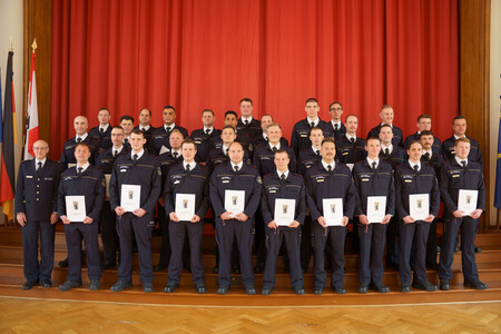 Gruppenbild der ernannten Brandmeister